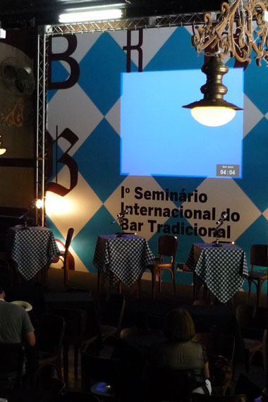 bar1